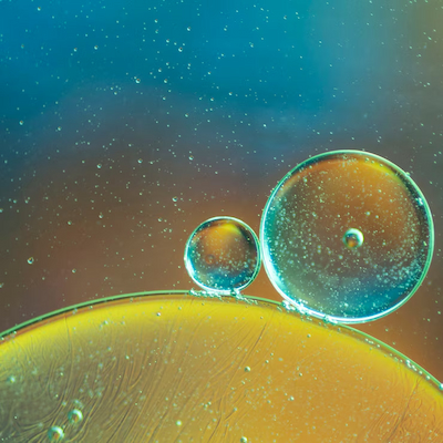Hydrogen Biospheres: Imagining Exotic Life